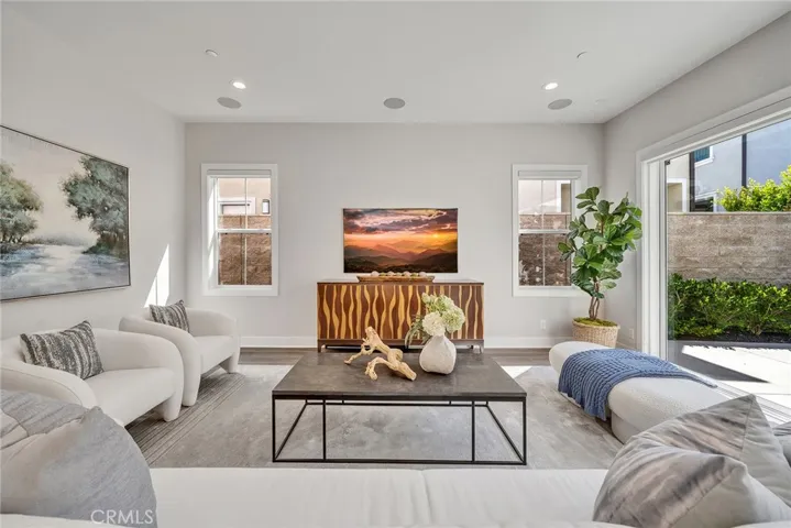 140 Walworth, Lake Forest, California 92630
