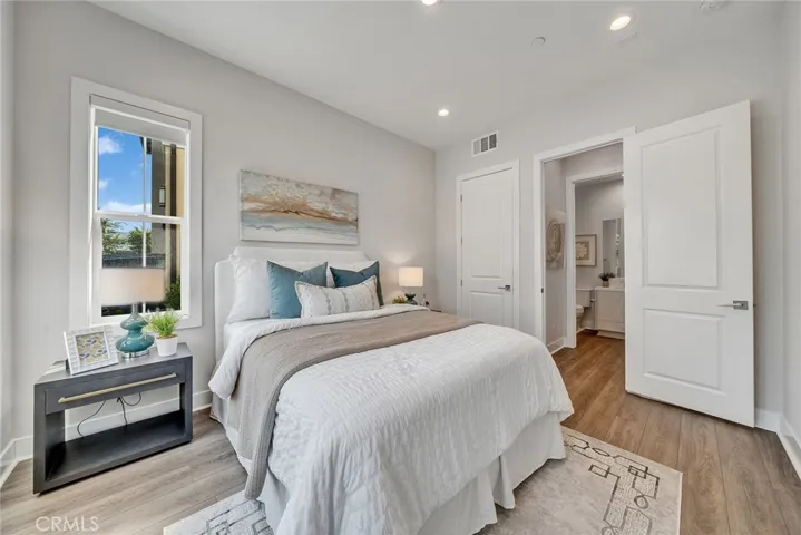 140 Walworth, Lake Forest, California 92630