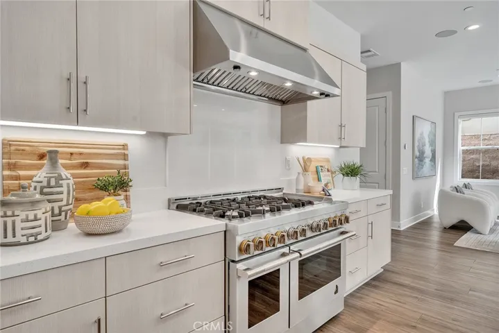 140 Walworth, Lake Forest, California 92630