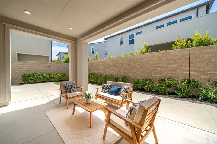 140 Walworth, Lake Forest, California 92630