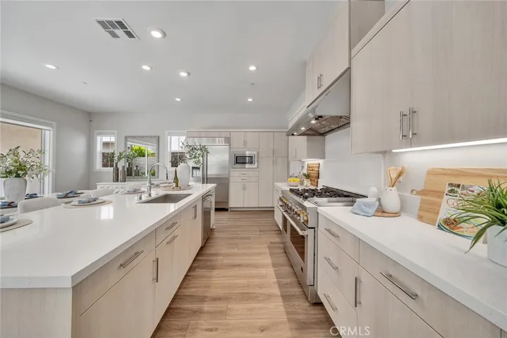 140 Walworth, Lake Forest, California 92630