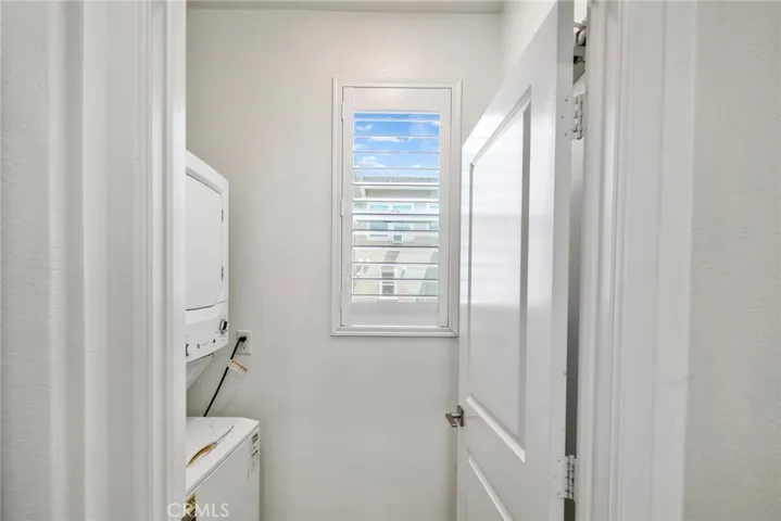 Original photo of the laundry room