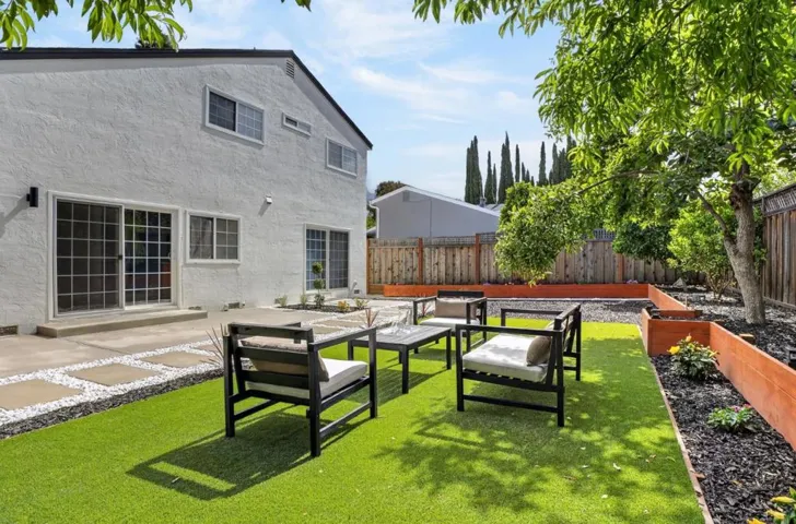 1425 Blackstone Avenue, San Jose, California 95118