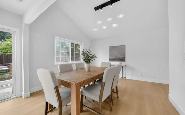 1425 Blackstone Avenue, San Jose, California 95118