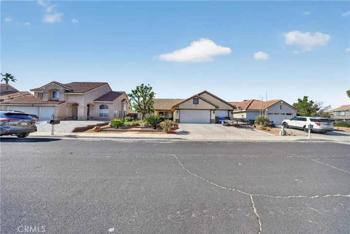 13240 Country Court, Victorville, California 92392