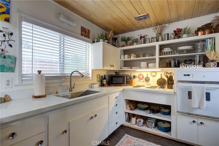 1546-kitchen