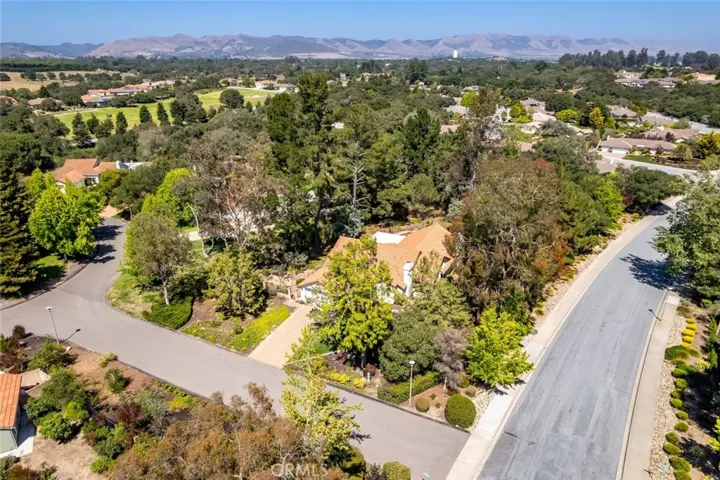 640 Black Ridge Lane, Nipomo, California 93444