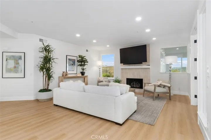 2001 Via Aguila, San Clemente, California 92673