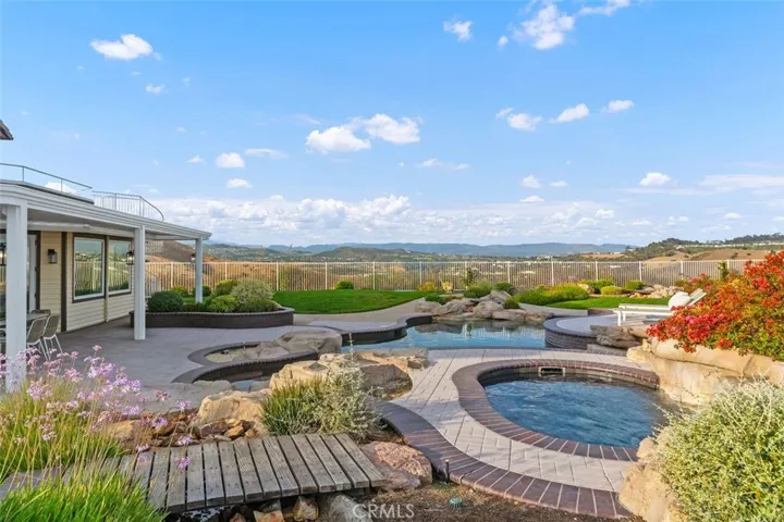 2001 Via Aguila, San Clemente, California 92673