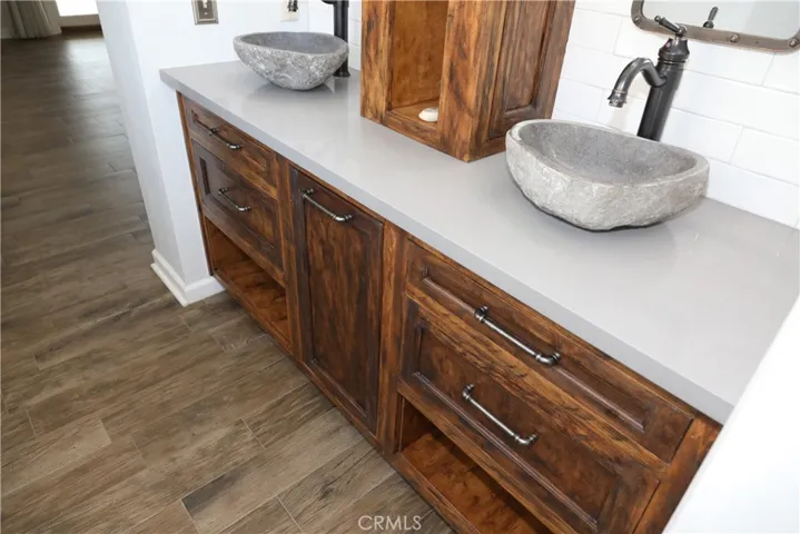 1724 High Vista, Palmdale, California 93550