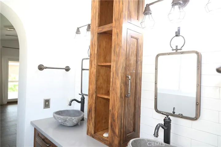 1724 High Vista, Palmdale, California 93550