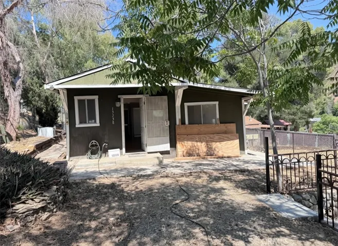 13238 Reservoir Avenue, Sleepy Valley, California 91390