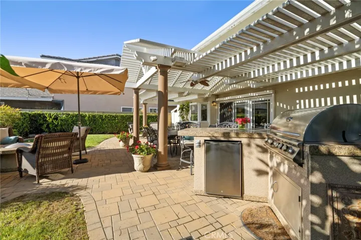 9873 Milton, Cypress, California 90630