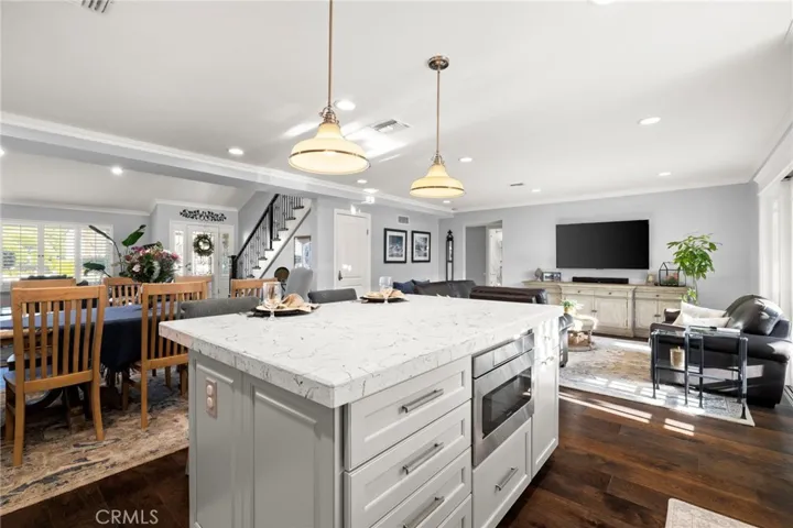 9873 Milton, Cypress, California 90630
