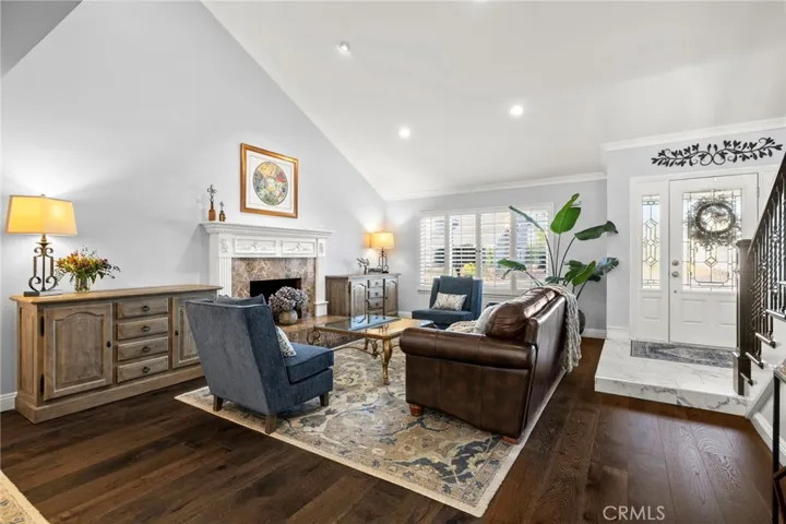 9873 Milton, Cypress, California 90630