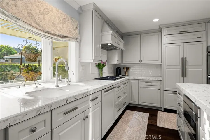 9873 Milton, Cypress, California 90630