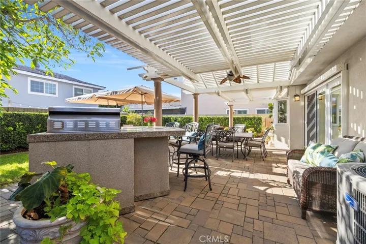 9873 Milton, Cypress, California 90630