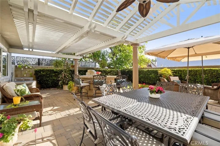 9873 Milton, Cypress, California 90630