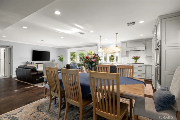 9873 Milton, Cypress, California 90630