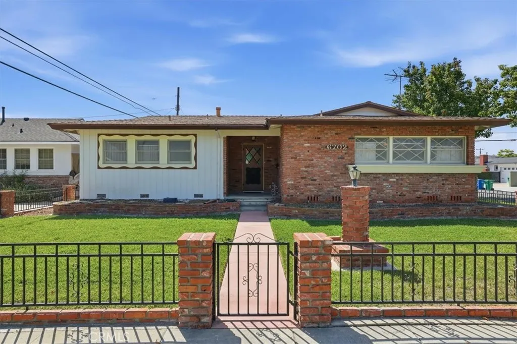 Front walk way