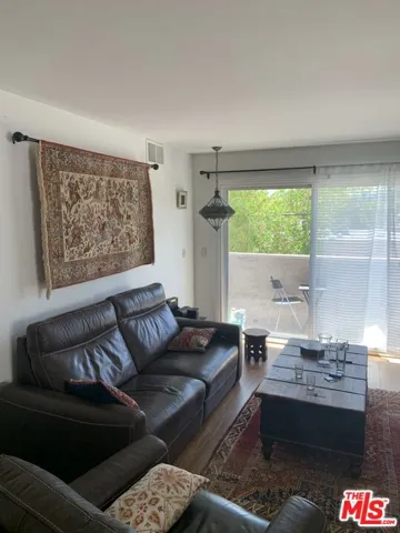 1021 N Crescent Heights Boulevard 206, Los Angeles, California 90046