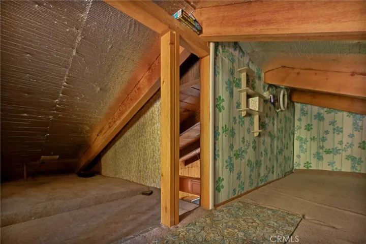 30962 Old City Creek, Running Springs, California 92382