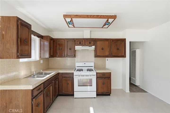 KITCHEN 3