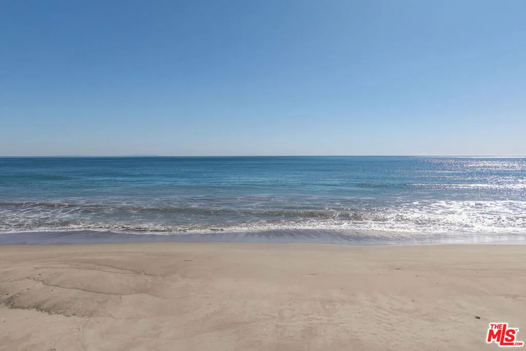 La Costa Beach