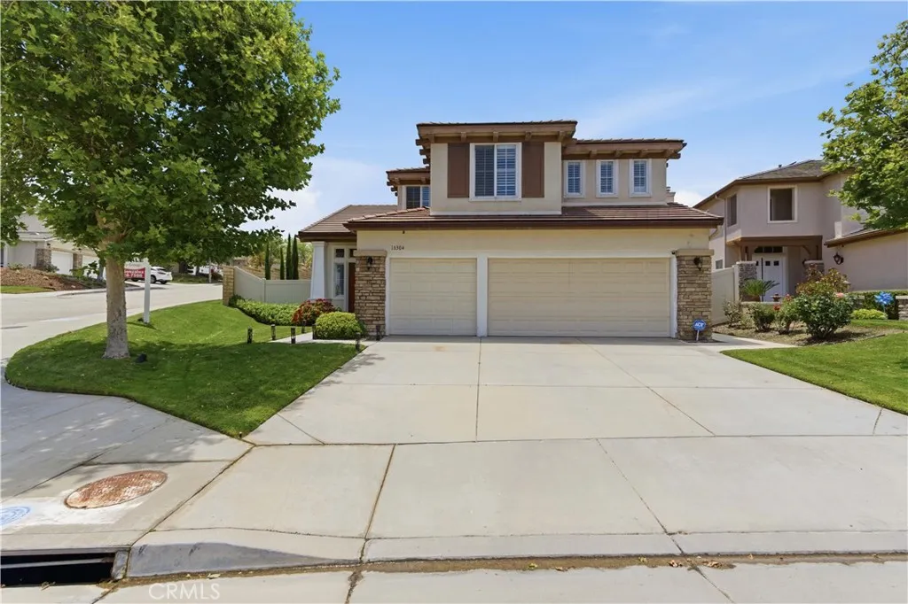 18304 Avocet Ct