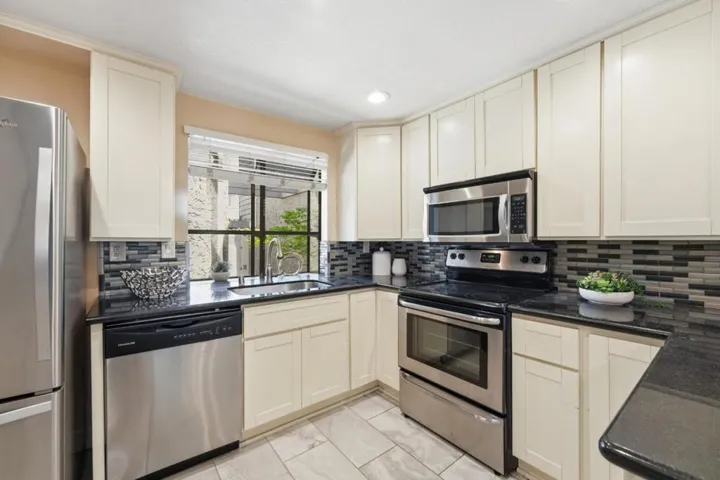 1166 Capri Drive, Campbell, California 95008