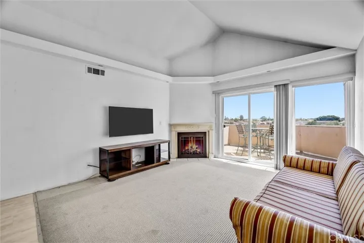 3845 Farquhar Avenue 309, Los Alamitos, California 90720