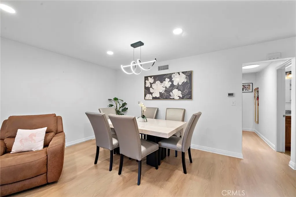 Dining Room w Custom Lighting