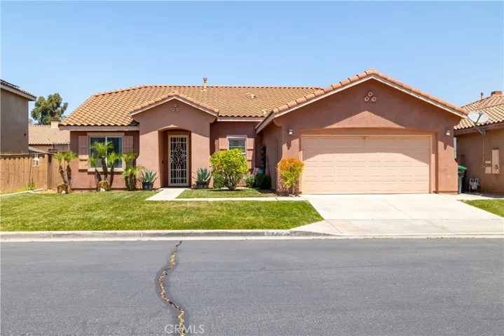 217 La Amistad, Hemet, California 92545