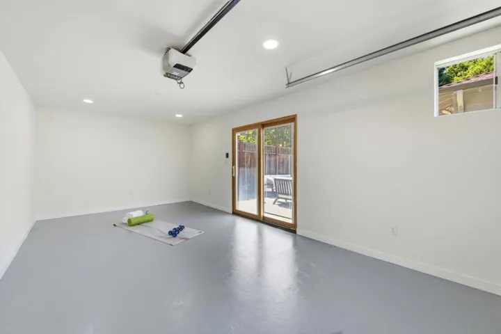 150 Middlefield Road, Palo Alto, California 94301