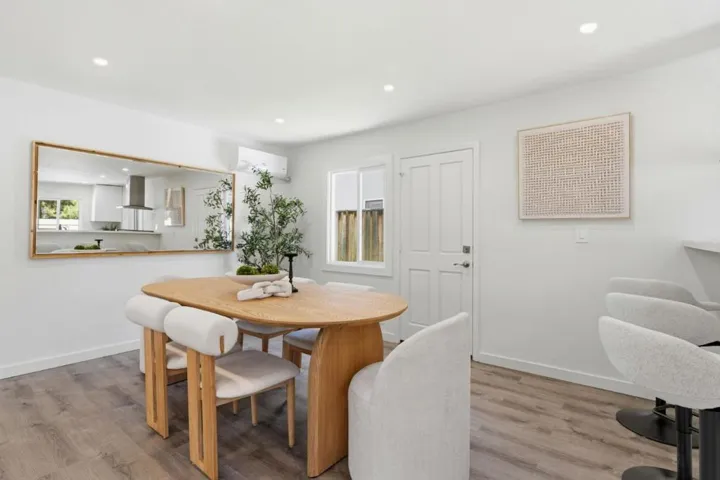 150 Middlefield Road, Palo Alto, California 94301