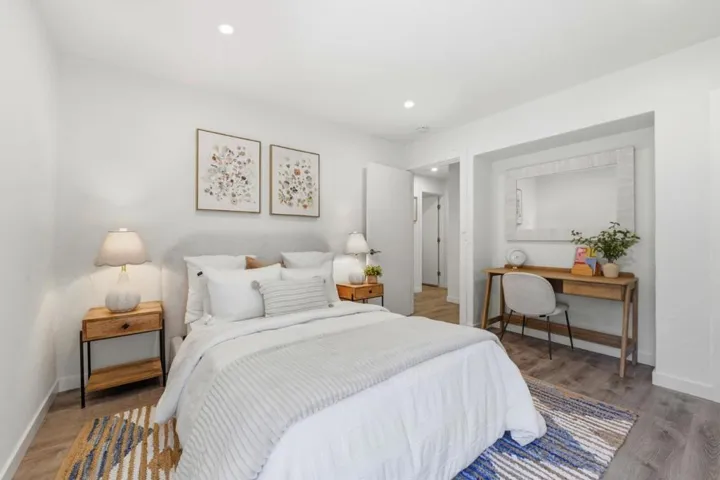 150 Middlefield Road, Palo Alto, California 94301