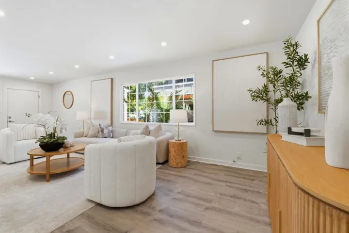 150 Middlefield Road, Palo Alto, California 94301