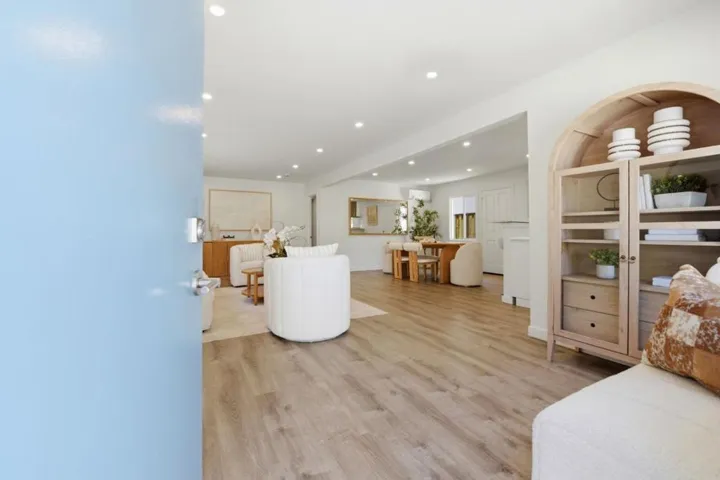 150 Middlefield Road, Palo Alto, California 94301