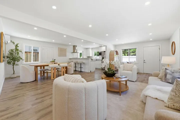 150 Middlefield Road, Palo Alto, California 94301