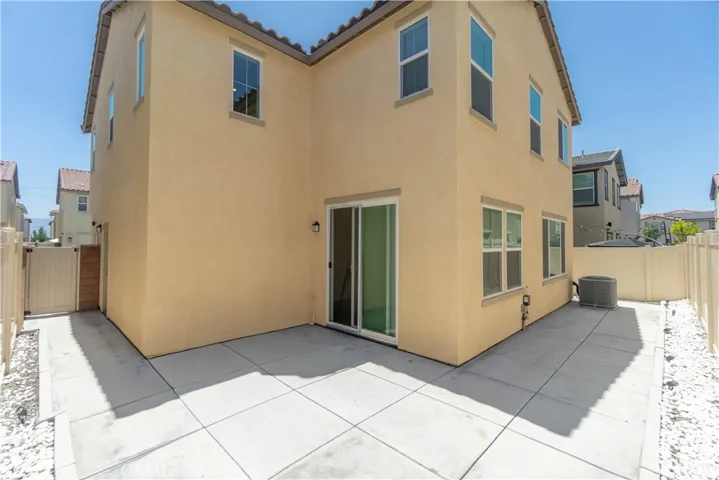 Water-wise backyard
