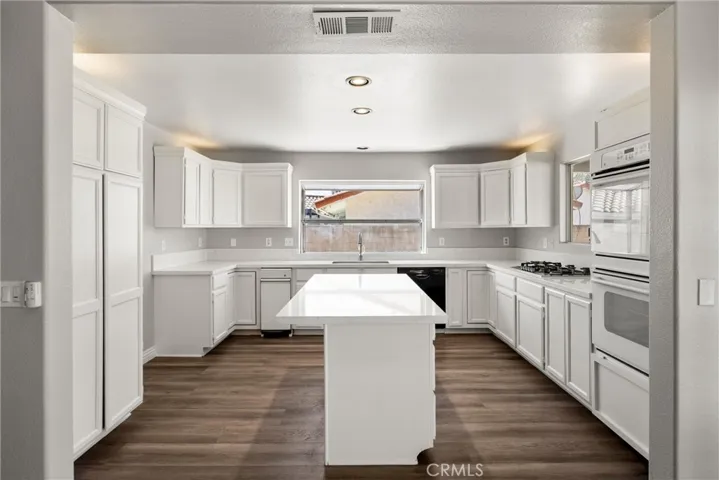30227 Gulf Stream, Canyon Lake, California 92587