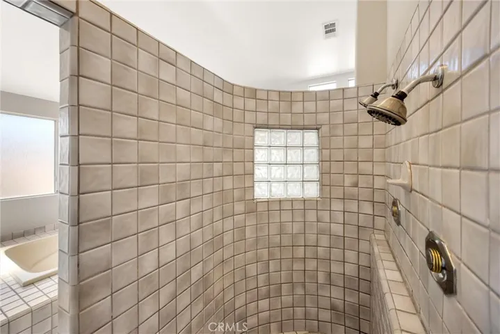 30227 Gulf Stream, Canyon Lake, California 92587