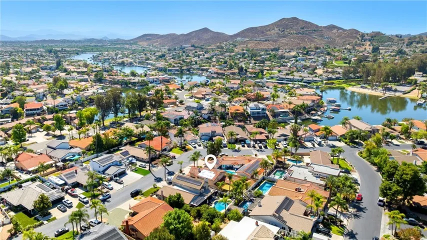 30227 Gulf Stream, Canyon Lake, California 92587