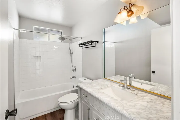 30227 Gulf Stream, Canyon Lake, California 92587
