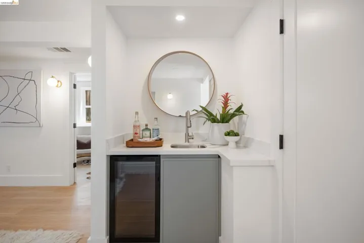 Lower Level Wet Bar