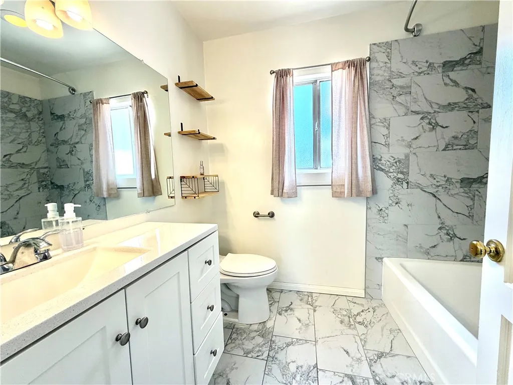 Primary suite bathroom