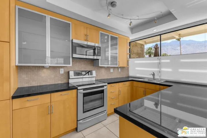 858 N Calle De Mimosas, Palm Springs, California 92262