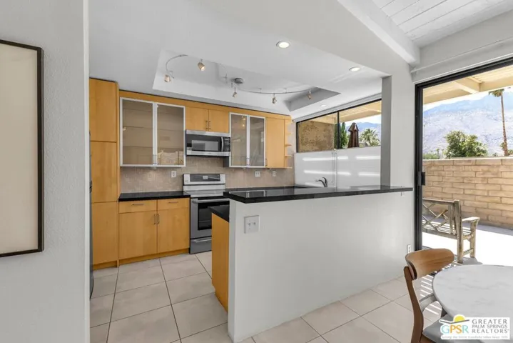 858 N Calle De Mimosas, Palm Springs, California 92262