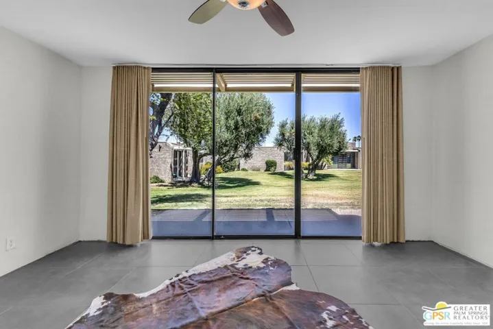 858 N Calle De Mimosas, Palm Springs, California 92262