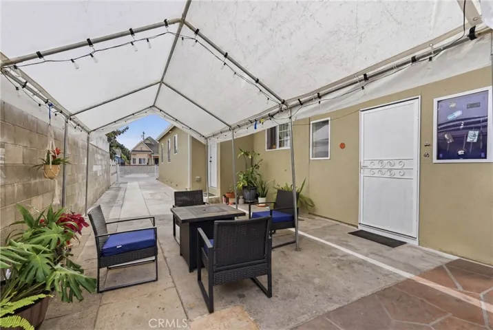 1785 W 36th, Los Angeles, California 90018